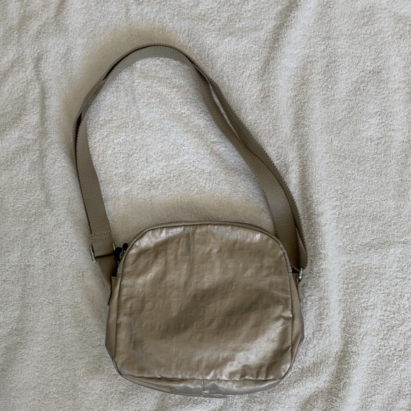 Kipling Crossbody - Picture 3 of 8